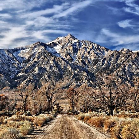 Eastern Sierra Motor Lodge インディペンデンス エクステリア 写真