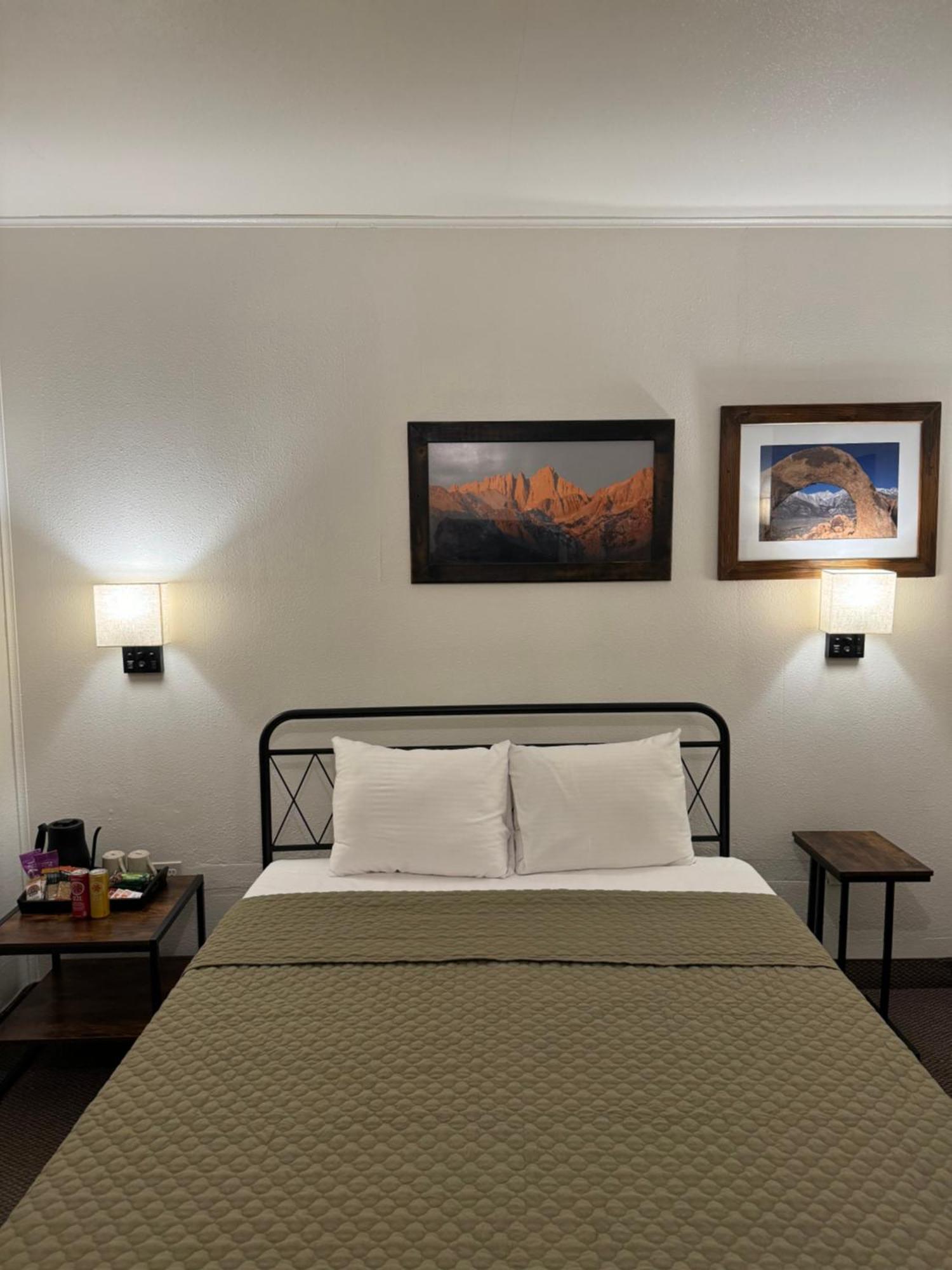 Eastern Sierra Motor Lodge インディペンデンス エクステリア 写真